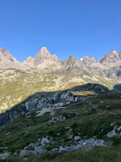 La Casa Di Sabi Lägenhet Locana Exteriör bild