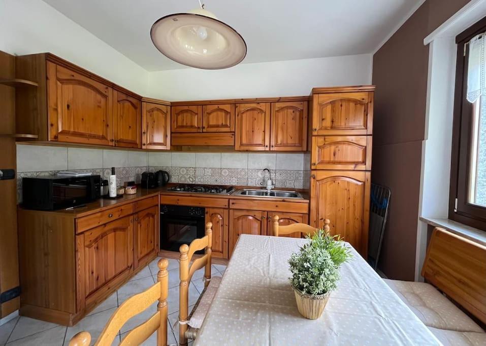 La Casa Di Sabi Lägenhet Locana Exteriör bild